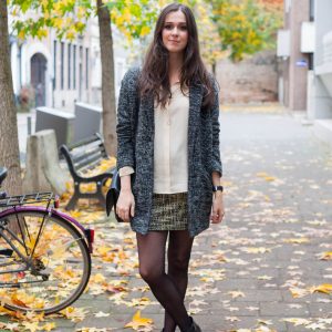 Et si une rencontre femme Nantes explosive, pleine d’imprévu torride, te faisait décrocher ton téléphone ce soir?! Clara - rencontre-Nantes