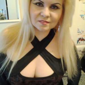 Elodie - rencontre-MILF-Montreuil
