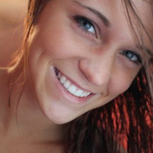 Cherche mec chaud pour soirée express Lara - rencontre-Teen-Salon-de-Provence